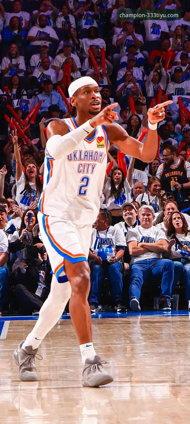 亚历山大47分加时赛爆发，雷霆114-110险胜活塞，这场硬仗怎么赢的？